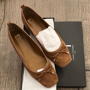 MARC FISHER Ubet Flats in Brown Suede Sz 10 - NIB!!